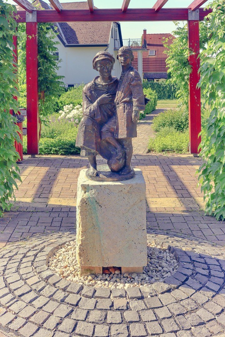 Hevíz - Flavius ​​​​Theodosius a jeho chůva