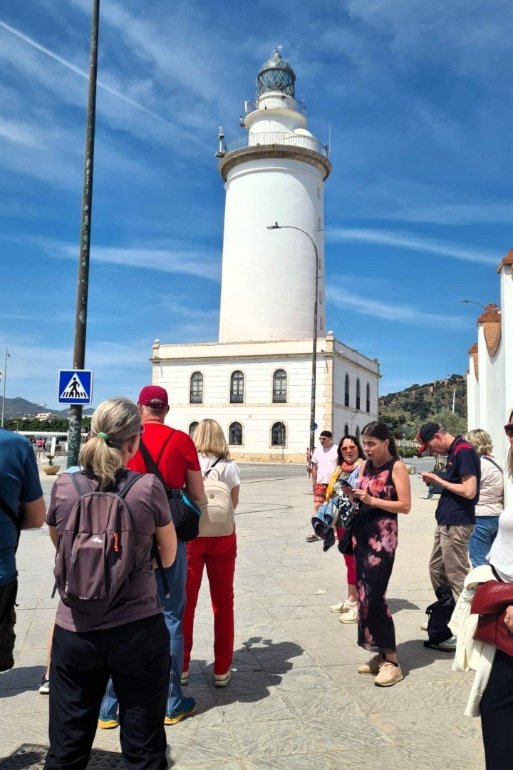 La Farola je ikonický maják v Malaze