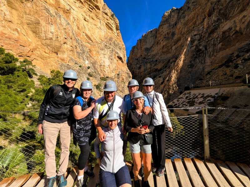 Takový společný úsměv přímo v srdci divoké soutěsky Caminito del Rey